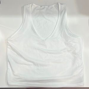 White v neck tank top